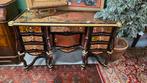 Boulle bureau tafel, Ophalen