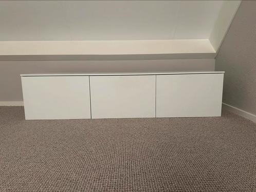 Titolo oro /Enzo Luca wandkast (afmeting: 144x 32 x 32), Huis en Inrichting, Kasten | Wandmeubels, Zo goed als nieuw, Minder dan 100 cm