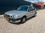 Toyota Corolla 1.4 LB Linea Terra 2000 Grijs, Auto's, Voorwielaandrijving, 1398 cc, 4 cilinders, Corolla