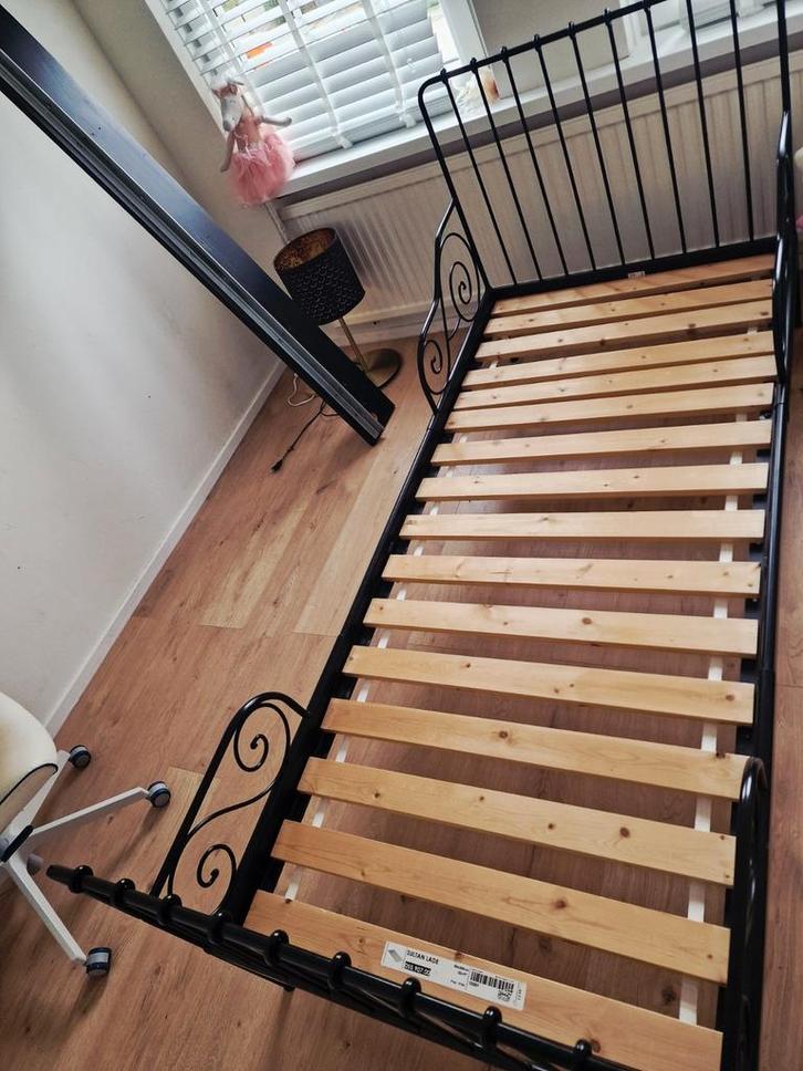 Ikea Sultan bedframe verstelbaar 80x200, Huis en Inrichting, Slaapkamer | Bedden, Zo goed als nieuw, Eenpersoons, 90 cm, 200 cm