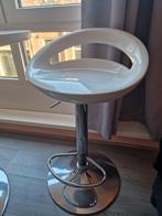 Barstoelen hoogglans wit, verstelbaar, 2 krukken, Ophalen of Verzenden, Gebruikt, 60 tot 90 cm