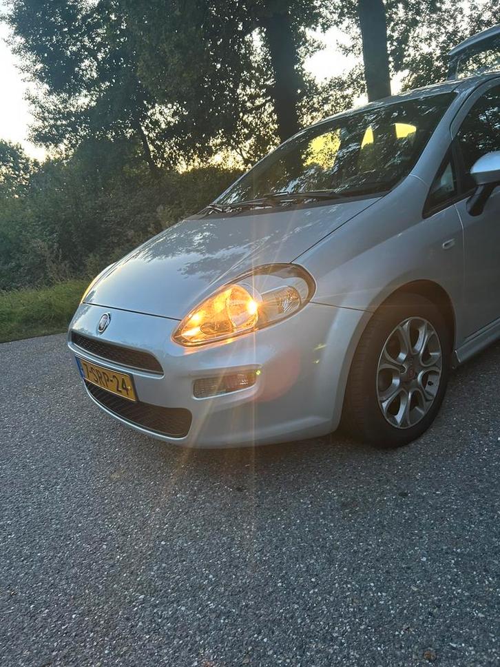 Fiat Punto 0.9 Twinair 85 5-D 2013 Grijs, Auto's, Fiat, Particulier, Benzine, A, Hatchback, Handgeschakeld, Origineel Nederlands
