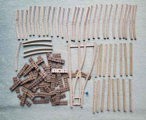 Lego trein 4,5 Volt grijze rails met wissel en bielzen., Kinderen en Baby's, Speelgoed | Duplo en Lego, Gebruikt, Lego, Complete set