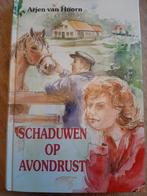 Schaduwen op Avondrust - Arjen van Hoorn, Ophalen of Verzenden, Gelezen, Arjen van Hoorn, Gelderland