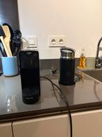 Nespresso Krups + Melkopschuimer - 2 jaar oud, Witgoed en Apparatuur, Koffiezetapparaten, Ophalen, Gebruikt, Espresso apparaat