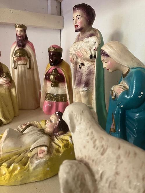 Set oude kerststal figuren Frankrijk gesign., Antiek en Kunst, Curiosa en Brocante, Ophalen of Verzenden