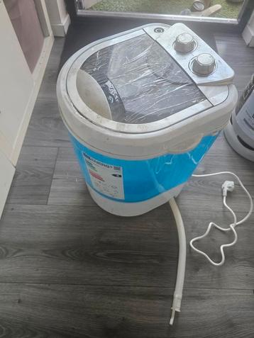 Kleine Mini Wasmachine - Gebruikt beschikbaar voor biedingen