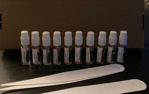 Initio parfum 🌷en diverse nichegeuren, Sieraden, Tassen en Uiterlijk, Uiterlijk | Parfum, Zo goed als nieuw, Ophalen