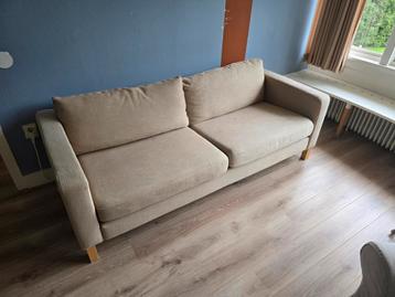 Mooie 2-zits bank - Beige beschikbaar voor biedingen