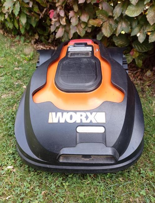 Worx Landroid grasmaaier robot WG754, Goedkoop te koop, Tuin en Terras, Grasmaaiers, Gebruikt, Cirkelmaaier, Ophalen