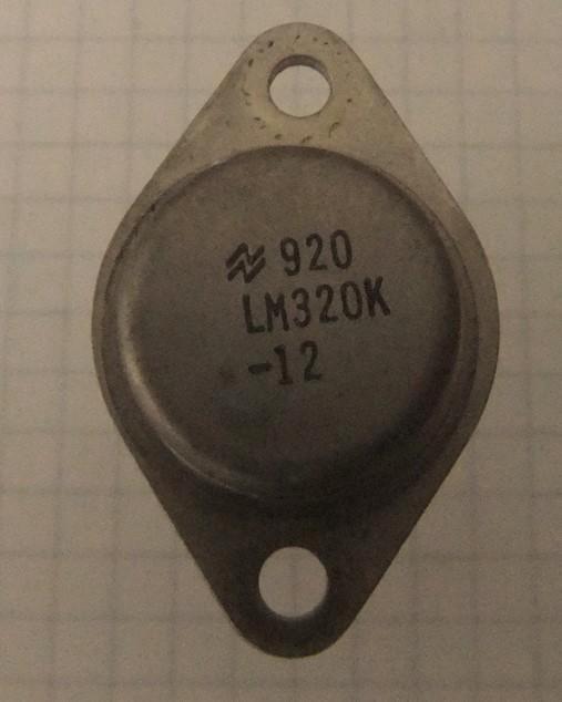 Negatieve Voltage Regulator LM320K, Hobby en Vrije tijd, Elektronica-componenten, Gebruikt, Ophalen of Verzenden