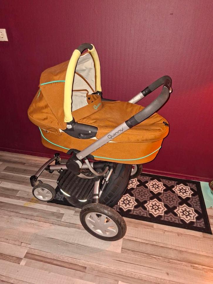 Te koop zeer complete Quinny Buzz, Kinderen en Baby's, Kinderwagens en Combinaties, Zo goed als nieuw, Combiwagen, Quinny, Luchtbanden