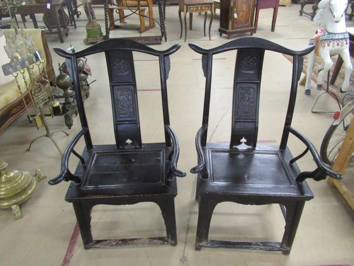 Oer 11040 antieke set van 2 zwarte Chinese armstoelen, Antiek en Kunst, Antiek | Meubels | Stoelen en Banken, Ophalen