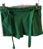 Korte broek groen elastich L-Xl, Kort, Maat 42/44 (L), Ophalen of Verzenden, Zo goed als nieuw