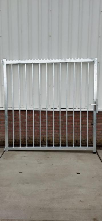 Nieuwe Spijlen Draaipoort 200x200 Compleet Verzinkt beschikbaar voor biedingen
