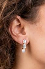 Lott Gioielli Crystal Earrings Liz Curved, Nieuw, Ophalen of Verzenden, Knopjes of Stekers, Goud