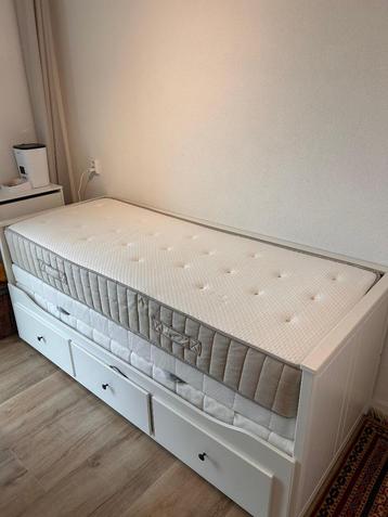 IKEA VATNESTRÖM pocketveringmatras beschikbaar voor biedingen
