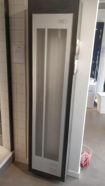 Feelgood shower IR/UV wit beschikbaar voor biedingen