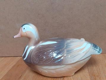 Paté schaal, terrine  in de vorm van een eend "caugant" beschikbaar voor biedingen