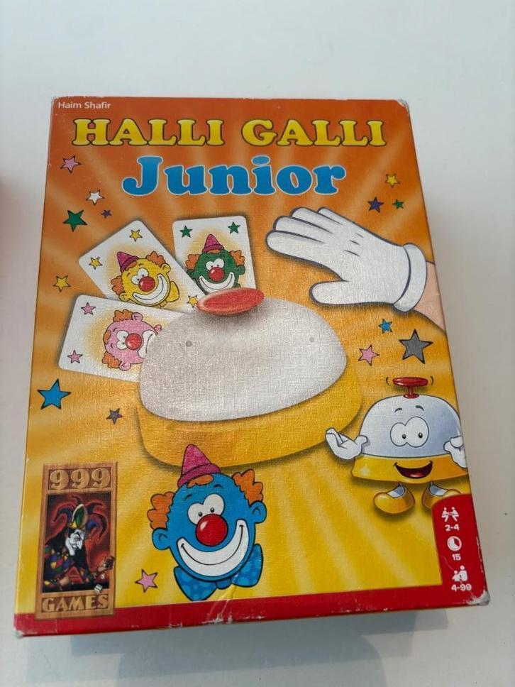 Halli gali junior - spel met de bel, Hobby en Vrije tijd, Gezelschapsspellen | Kaartspellen, Gebruikt, Een of twee spelers, Drie of vier spelers