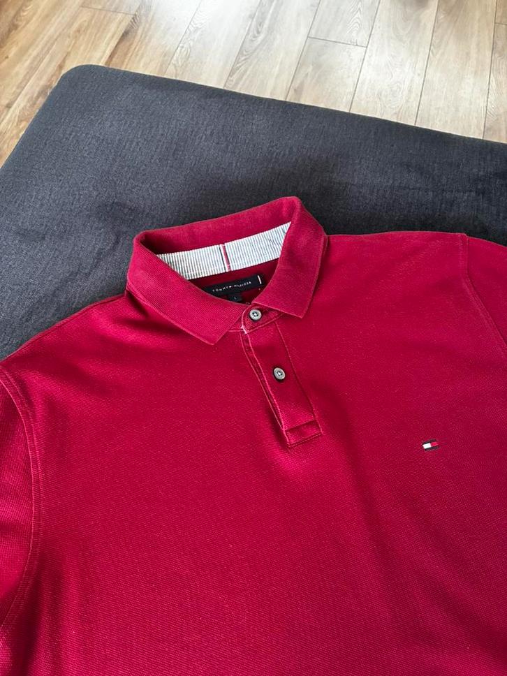 Tommy Hilfiger polo maat L, Kleding | Heren, Polo's, Zo goed als nieuw, Maat 52/54 (L), Rood, Ophalen
