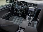 Volkswagen Golf 1.4 TSI GTE Pano Executive Plus, Auto's, Volkswagen, Stof, Gebruikt, 4 cilinders, Zwart