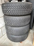 Winterbanden 15 inch met VW wieldoppen, Auto-onderdelen, Banden en Velgen, Ophalen, Gebruikt, 15 inch, Banden en Velgen
