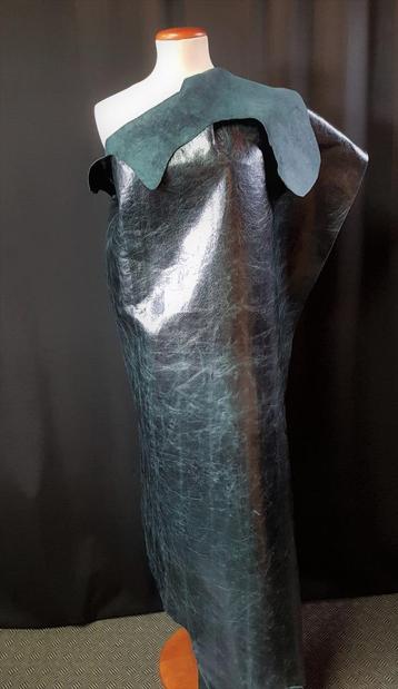 Italiaans Rund - Leer Groen(zie omschrijving!) beschikbaar voor biedingen