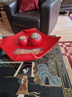 Chinese schaal met 2 ballen. Decoratie, Ophalen of Verzenden, Zo goed als nieuw
