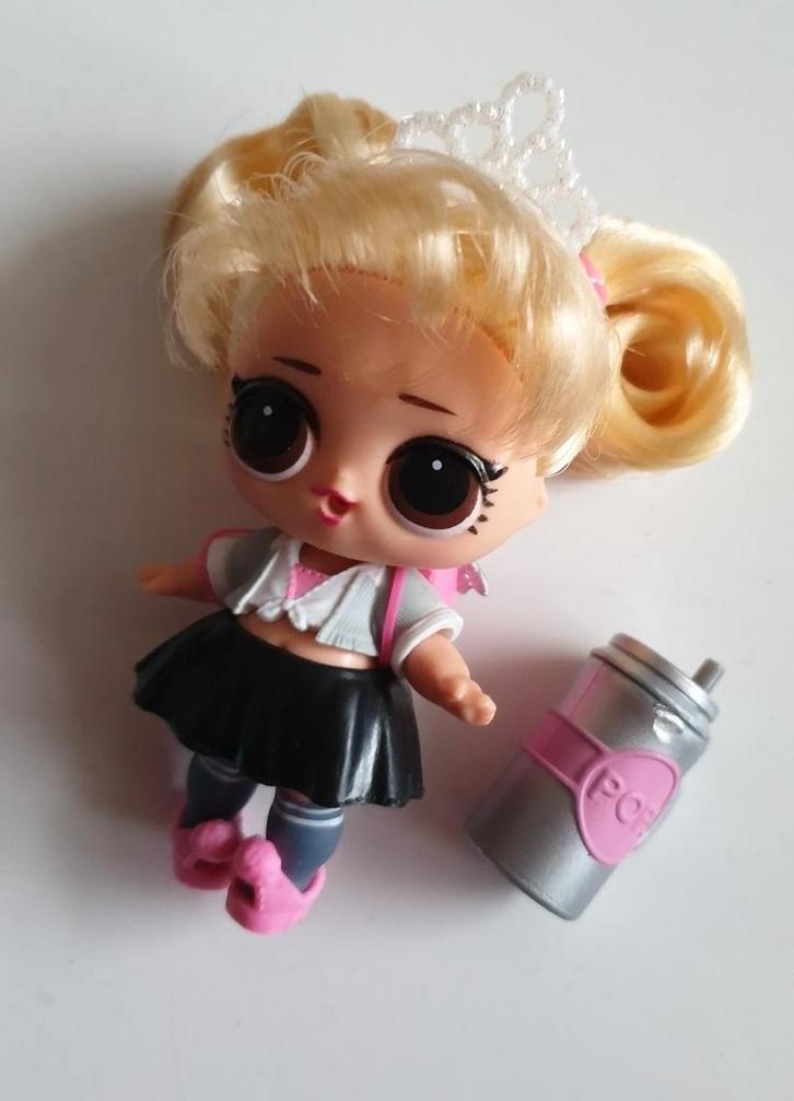 LOL Surprise Pop - Leuk popje  met accessoires!, Kinderen en Baby's, Speelgoed | Poppen, Zo goed als nieuw, Babypop, Ophalen