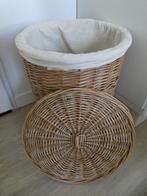 Nostalgische Rieten Wasmand/ Laundry Basket, Ophalen, Nieuw, Beige