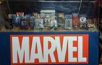 Unieke display / vitrinekasten / toonbank Marvel Disney, Huis en Inrichting, Ophalen, Zo goed als nieuw, 25 tot 50 cm