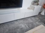 Besta hangende tv-kast, Ophalen, Gebruikt, Minder dan 10 m², Tapijt
