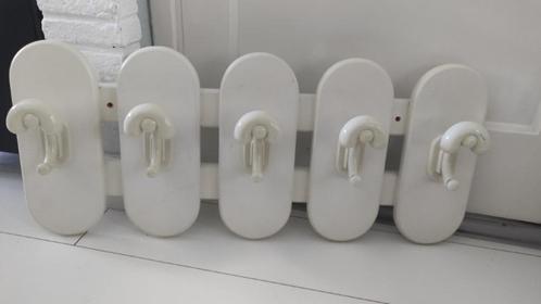 Vintage houten wandkapstok wit 5 haken space age, Huis en Inrichting, Woonaccessoires | Kapstokken, Gebruikt, Wandkapstok, Minder dan 100 cm