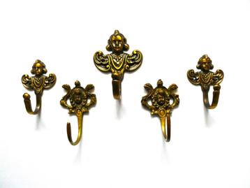 5 Messing kapstokhaken engel /  putti beschikbaar voor biedingen