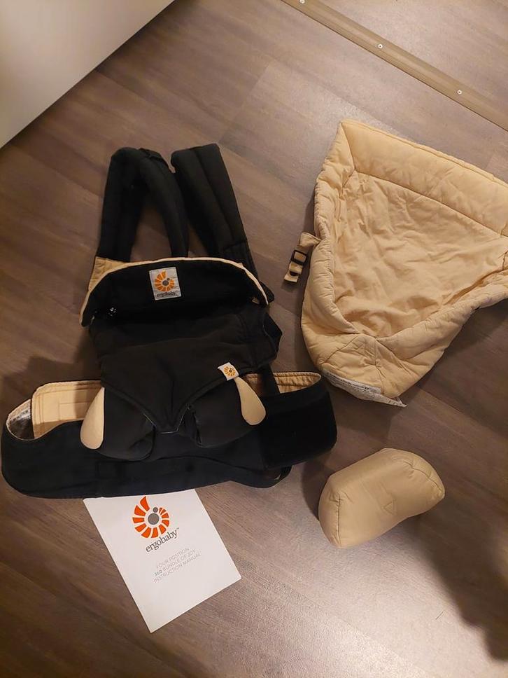 Ergobaby Draagzak - Gebruikt, maar fijn!, Kinderen en Baby's, Babydragers en Draagdoeken, Gebruikt, Draagzak, Buik, Rug of Zij