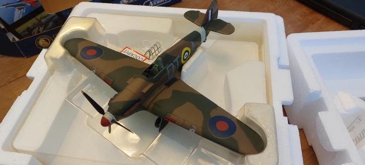 Franklin Mint Armour Hawker HURRICANE ref B11B575 (98211), Verzamelen, Luchtvaart en Vliegtuigspotten, Zo goed als nieuw, Schaalmodel