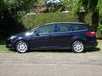 Ford Focus Wagon 1.0 125pk Titanium met Navi en Trekhaak, Euro 5, Gebruikt, Zwart, Origineel Nederlands