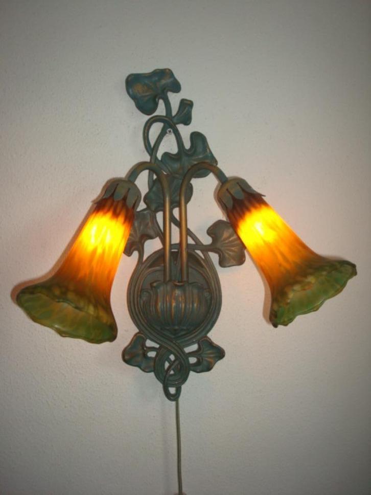 Vintage Art Nouveau Tiffany Lily Wandlamp, Antiek en Kunst, Antiek | Lampen, Ophalen