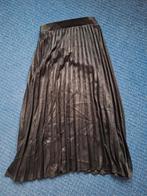 Nieuwe lange zwarte plissé rok. Shoeby, eksept, Ophalen of Verzenden, Nieuw, Zwart, Onder de knie