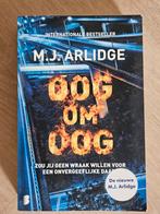 Oog om Oog - M.J. Arlidge, Ophalen of Verzenden, Gelezen, M.J. Arlidge, Nederland