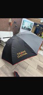 paraplu 250 cm rond Daiwa, Watersport en Boten, Hengelsport | Witvissen, Ophalen of Verzenden, Gebruikt, Overige typen