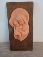 Vintage wassen beeld op hout wanddecoratie, Antiek en Kunst, Ophalen of Verzenden