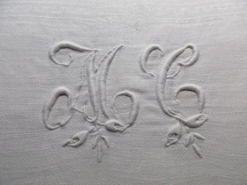 antiek linnen tafelkleed met monogram *Marries*, Antiek en Kunst, Antiek | Kleden en Textiel, Verzenden