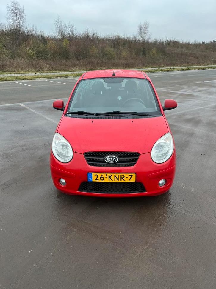 Kia Picanto 1.0 2010 ROOD (Incl. NIEUWE APK), Auto's, Kia, Particulier, Picanto, Airbags, Airconditioning, Radio, USB, Benzine