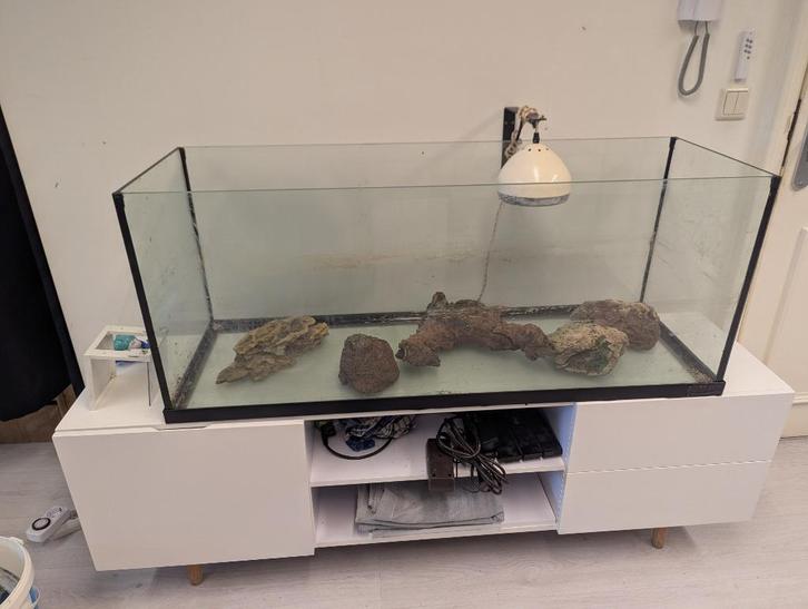 Aquarium 120B x 40D x 50H - 240L - inclusief stenen en hout, Dieren en Toebehoren, Vissen | Aquaria en Toebehoren, Gebruikt, Leeg aquarium