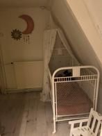 Vintage Frans antiek ledikant, bankje en kinderbed., Kinderen en Baby's, Kinderkamer | Bedden, Ophalen, Gebruikt, 70 tot 85 cm