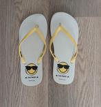 Slippers van Smiley World, maat 38, als NIEUW!, Ophalen of Verzenden, Zo goed als nieuw, Jongen of Meisje, Schoenen