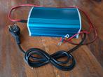 Te koop acculader Xenteq LBC512-10 12V 10A, Caravans en Kamperen, Ophalen of Verzenden, Zo goed als nieuw