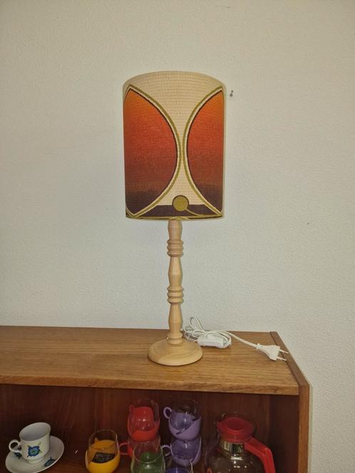 Vintage retro oranje bruin ecru lampenkap, Huis en Inrichting, Lampen | Lampenkappen, Zo goed als nieuw, Minder dan 25 cm, Rond